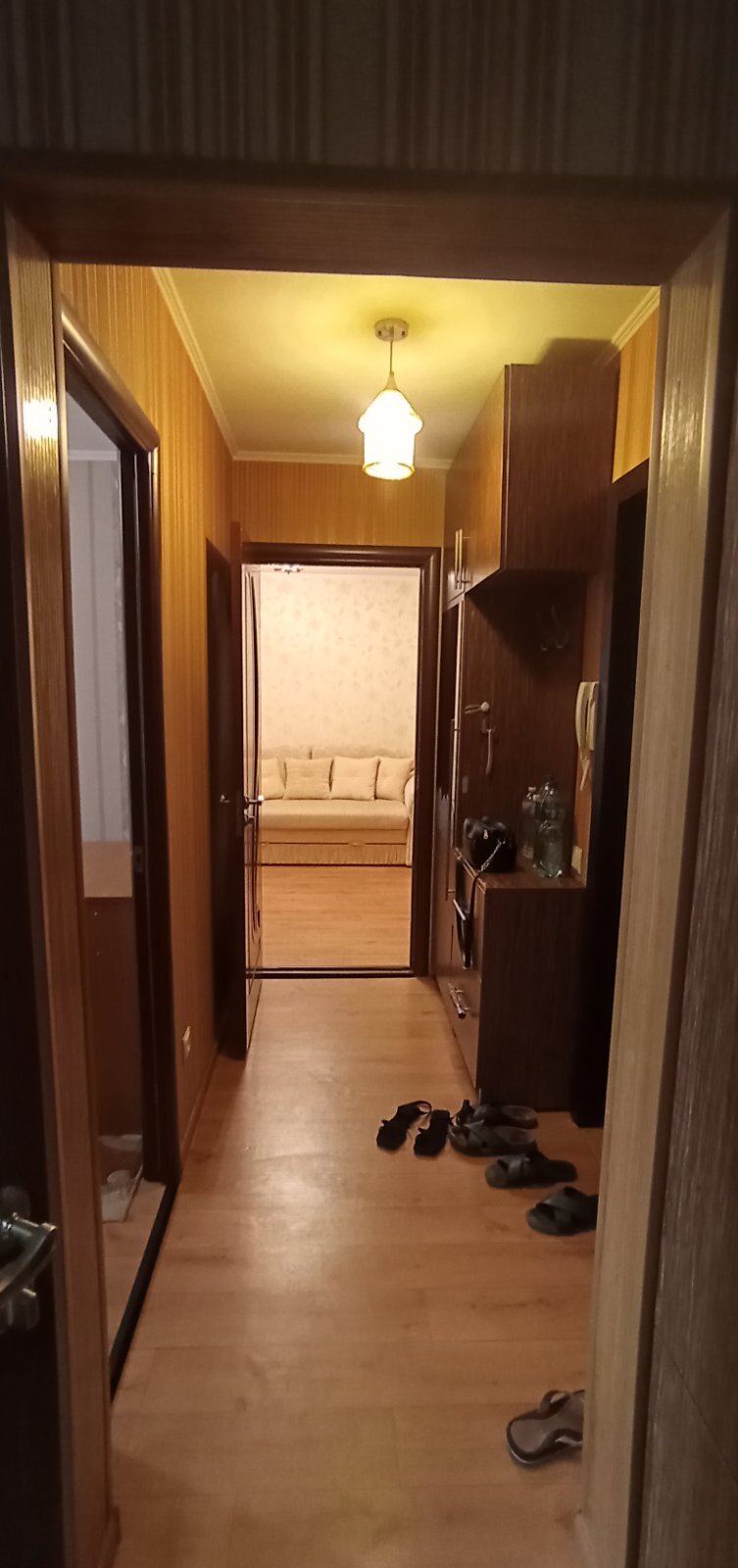 Продажа 3-комнатной квартиры 57 м², Янтарная ул., 75