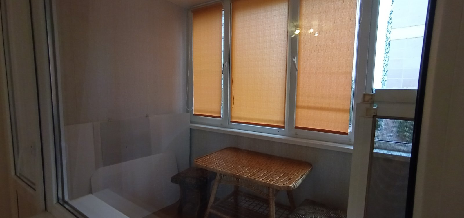 Продаж 3-кімнатної квартири 57 м², Бурштинова вул., 75