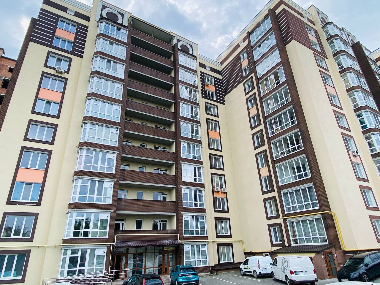 Продаж 1-кімнатної квартири 46.23 м², Озерна вул.