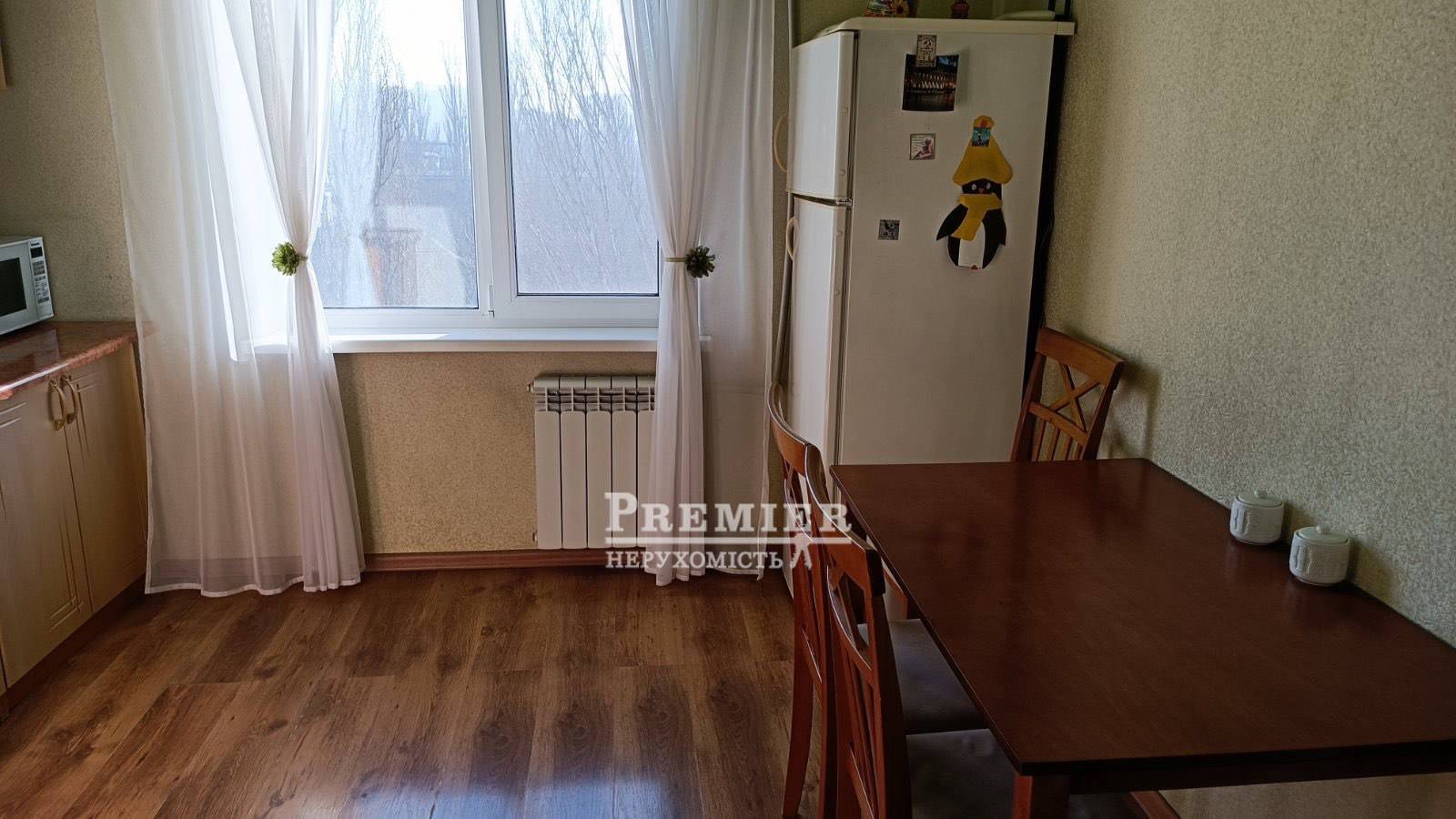 Продаж 1-кімнатної квартири 34 м², Добровольского просп.