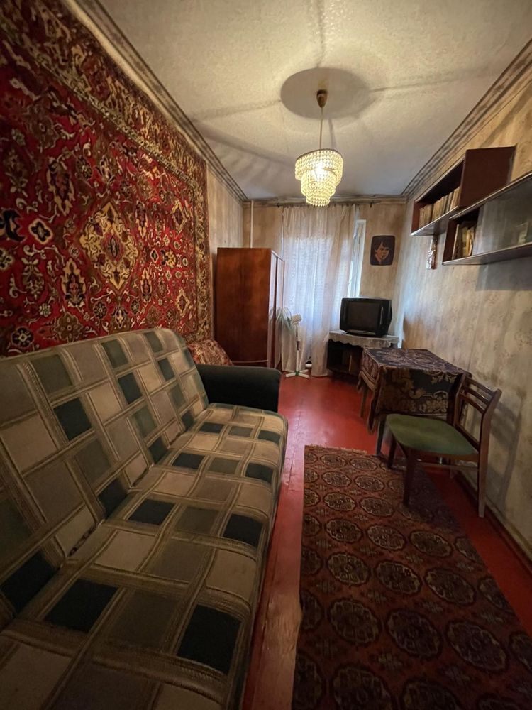 Продаж 3-кімнатної квартири 56 м², Іларіонівська вул.