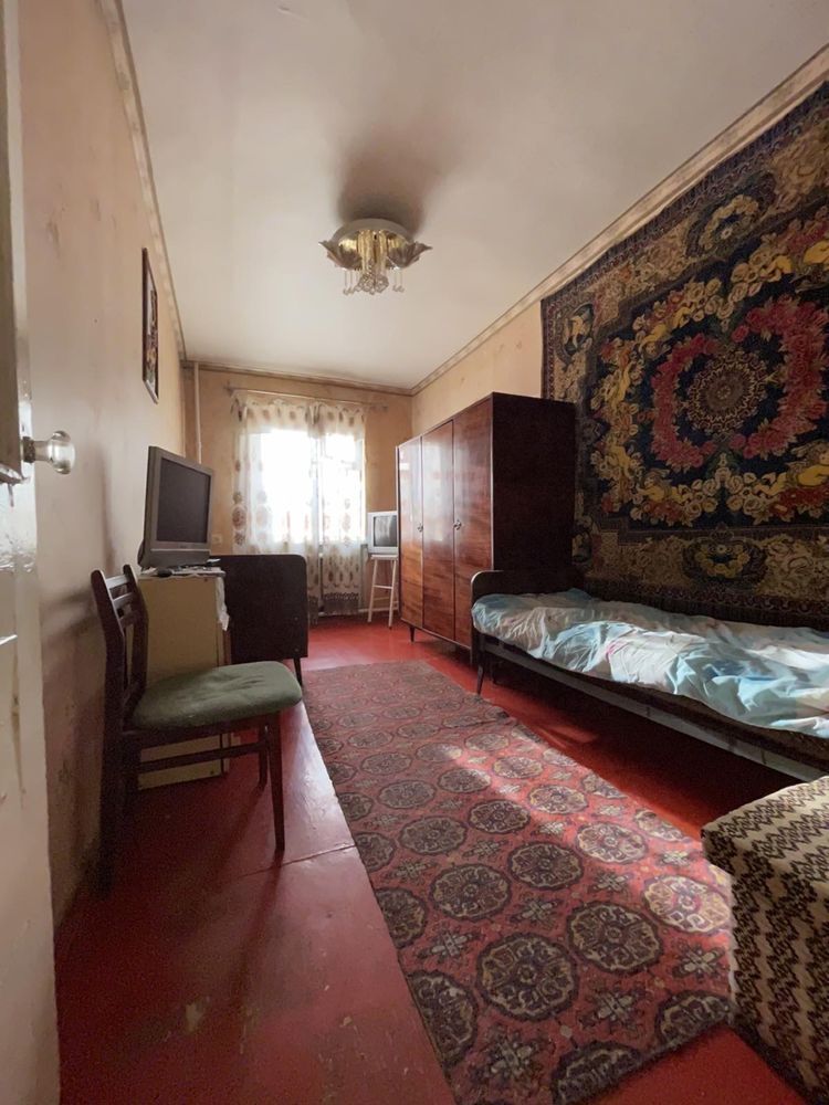 Продаж 3-кімнатної квартири 56 м², Іларіонівська вул.
