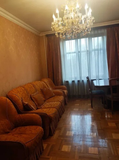 Оренда 3-кімнатної квартири 98 м², Героїв Крут вул., 1