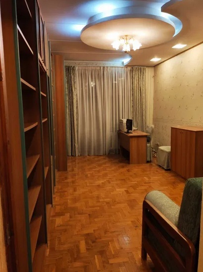 Оренда 3-кімнатної квартири 98 м², Героїв Крут вул., 1