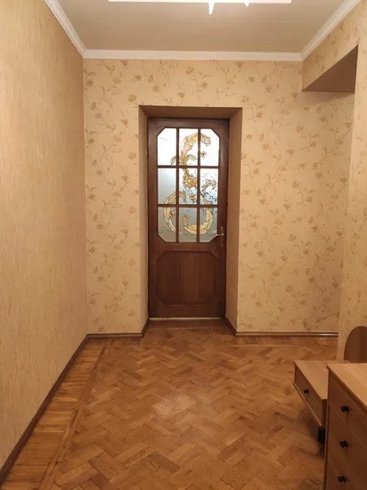 Оренда 3-кімнатної квартири 98 м², Героїв Крут вул., 1