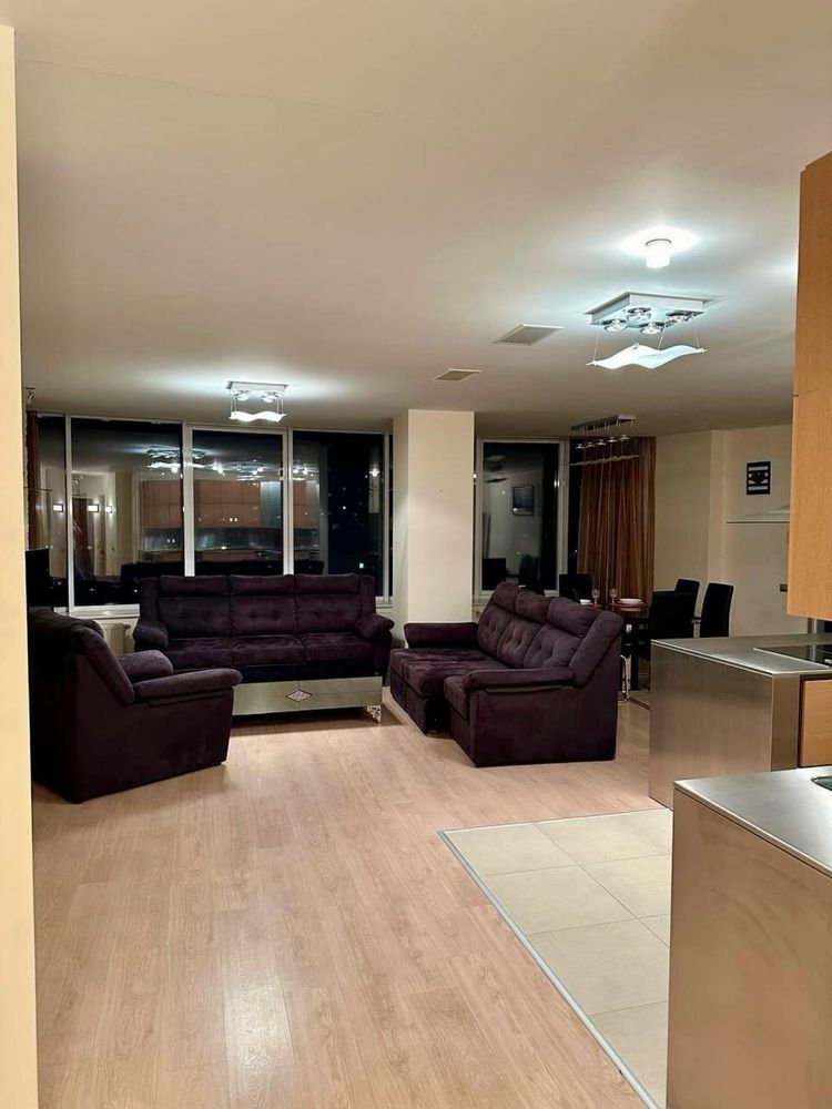 Продаж 2-кімнатної квартири 117 м², Глінки вул., 2