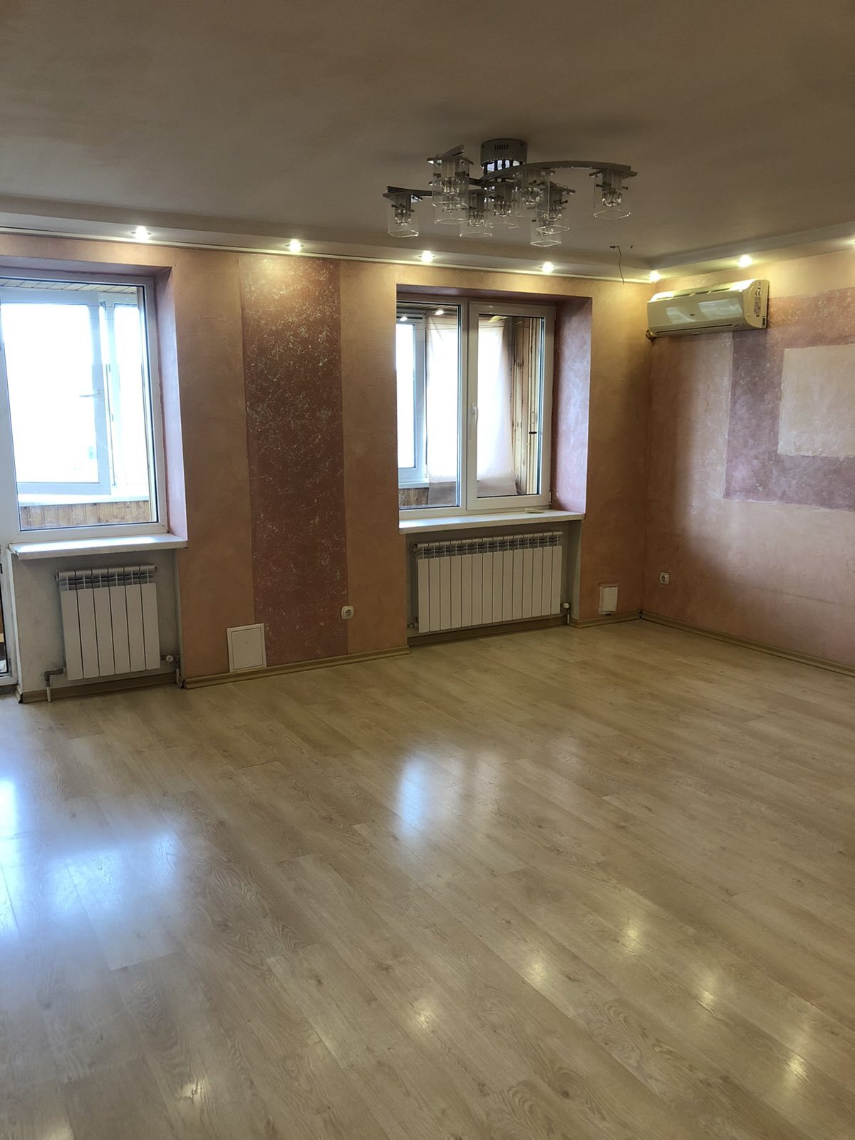 Продажа 3-комнатной квартиры 95 м², Осенняя ул., 13А