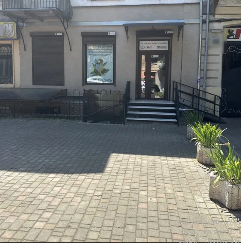 Оренда торговельного приміщення 105 м², Новосельского вул.