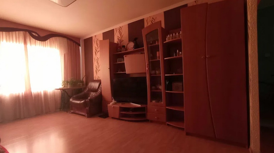 Продаж 3-кімнатної квартири 64 м², Героїв Дніпра вул.