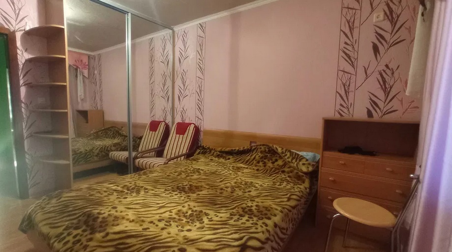 Продаж 3-кімнатної квартири 64 м², Героїв Дніпра вул.