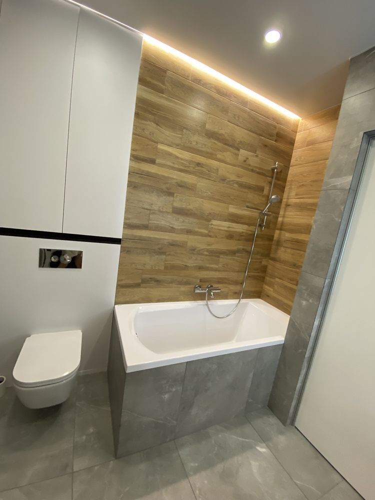 Продаж 2-кімнатної квартири 75 м², Набережна Перемоги вул., 7