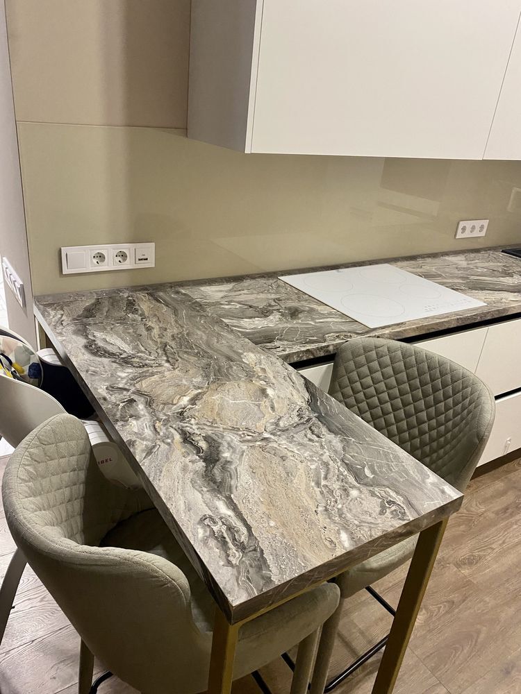 Продаж 2-кімнатної квартири 75 м², Набережна Перемоги вул., 7