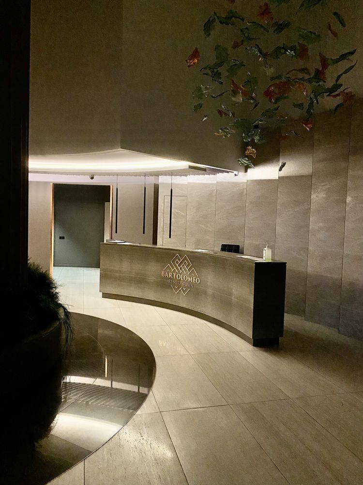 Продаж 2-кімнатної квартири 75 м², Набережна Перемоги вул., 7