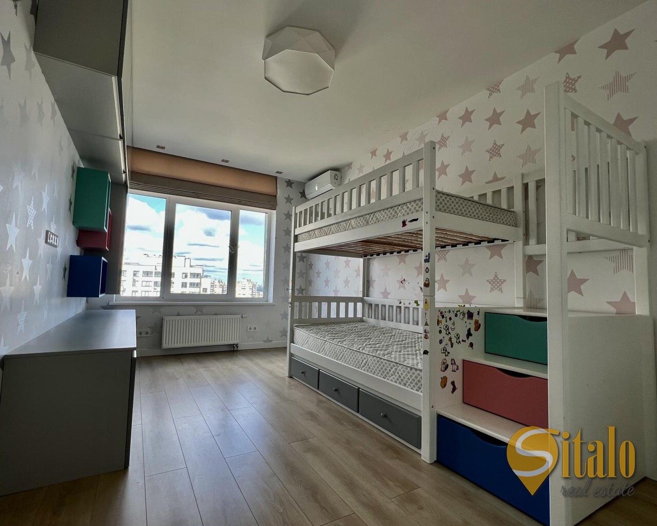 Продаж 4-кімнатної квартири 90 м², Євгена Сверстюка вул., 6