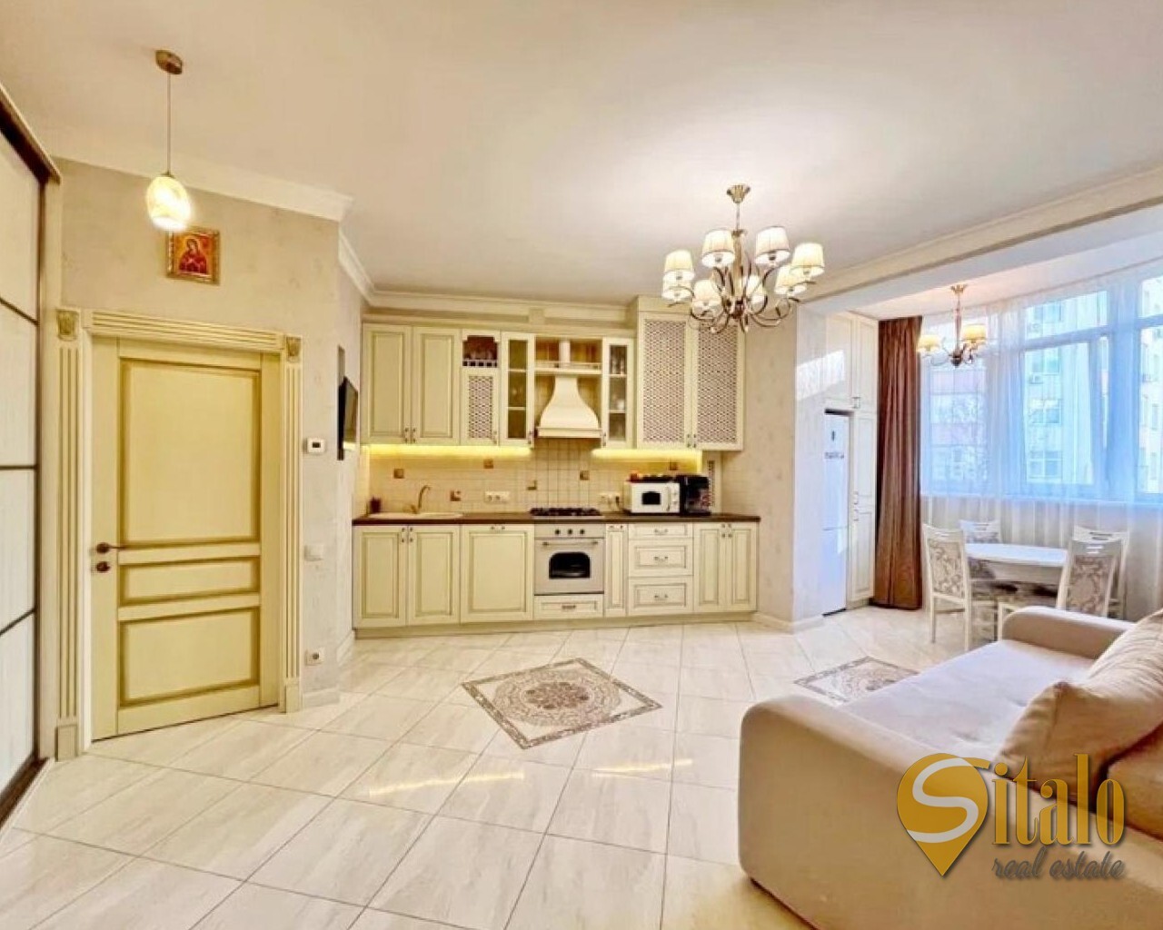Продаж 2-кімнатної квартири 82 м²