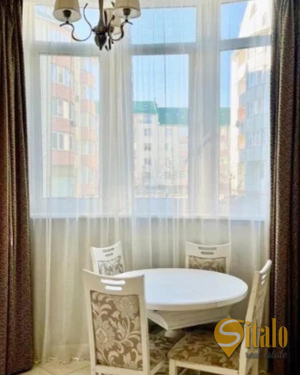 Продаж 2-кімнатної квартири 82 м²