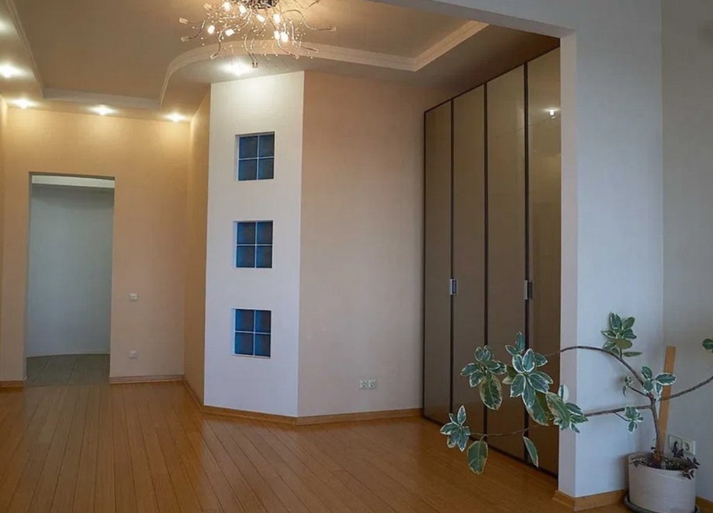 Оренда 4-кімнатної квартири 160 м², Володимира Вернадського вул., 35