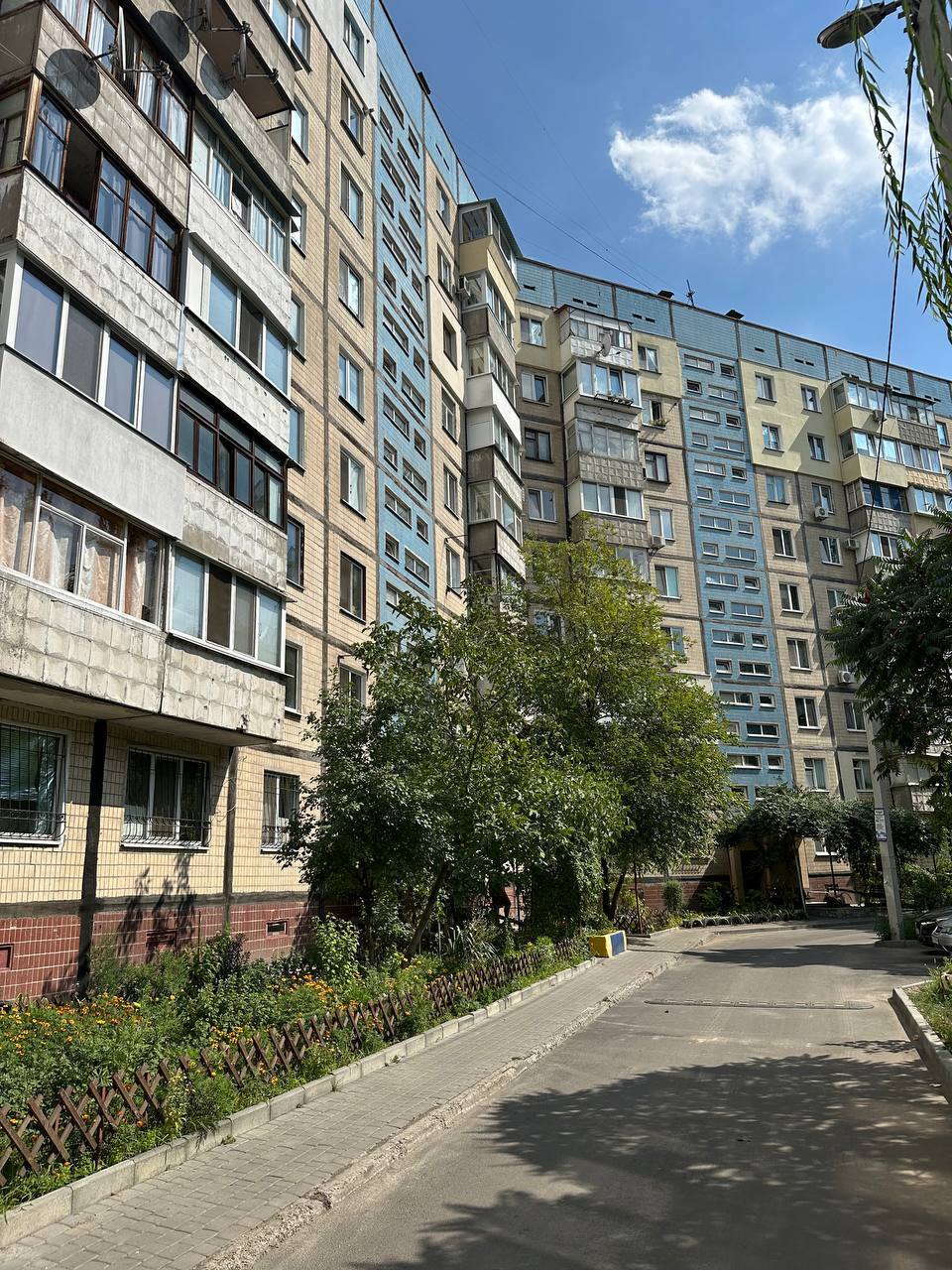 Продажа 3-комнатной квартиры 63 м², Юрия Кондратюка ул.