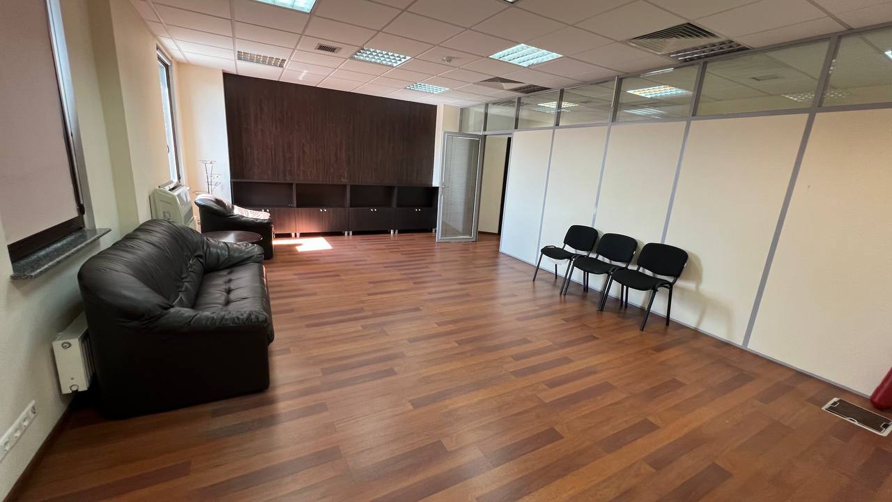Оренда офісу 120 м², Саксаганського вул., 120