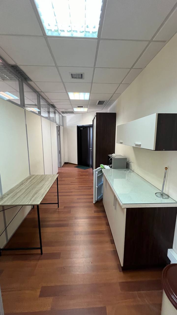 Оренда офісу 120 м², Саксаганського вул., 120