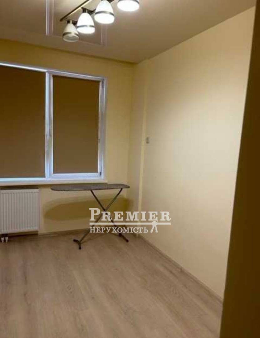 Продаж 2-кімнатної квартири 71 м², Генерала Бочарова вул.