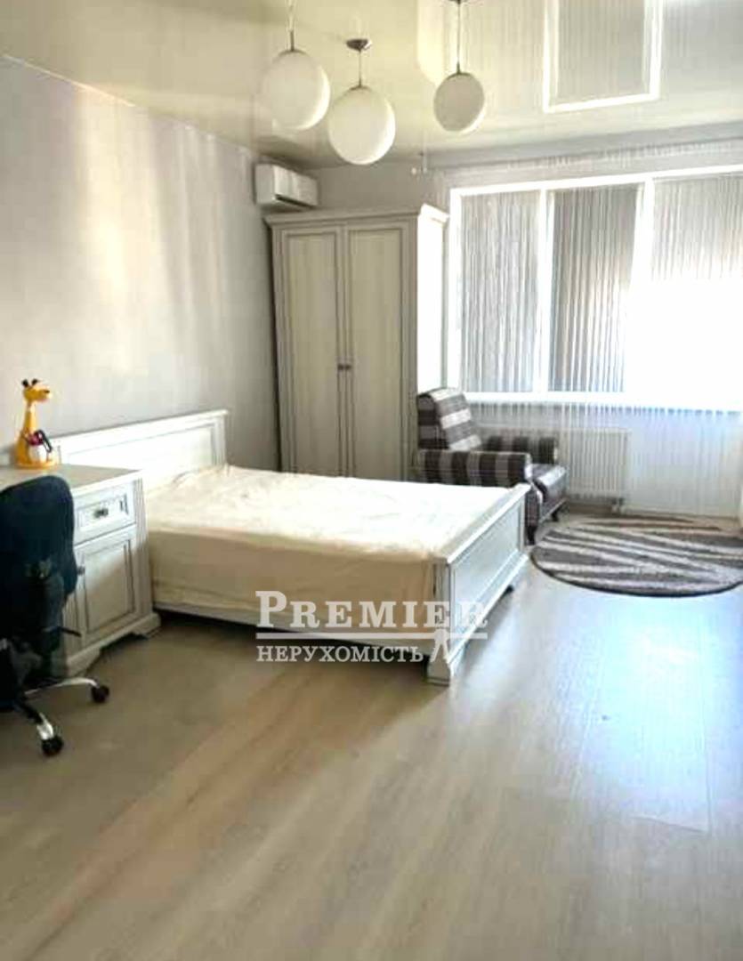 Продажа 2-комнатной квартиры 71 м², Генерала Бочарова ул.