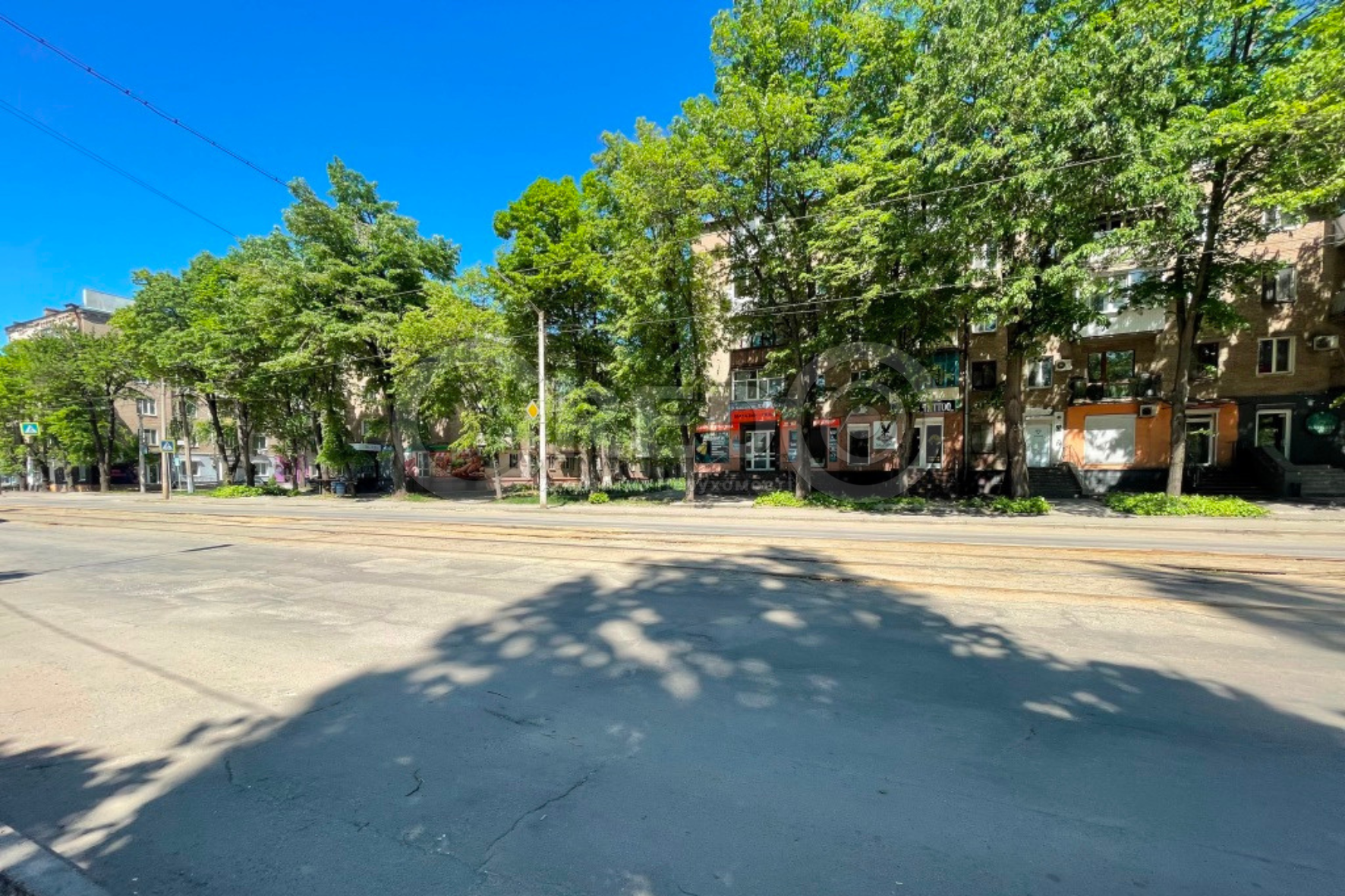Продаж магазину 30.3 м², Соборності вул.