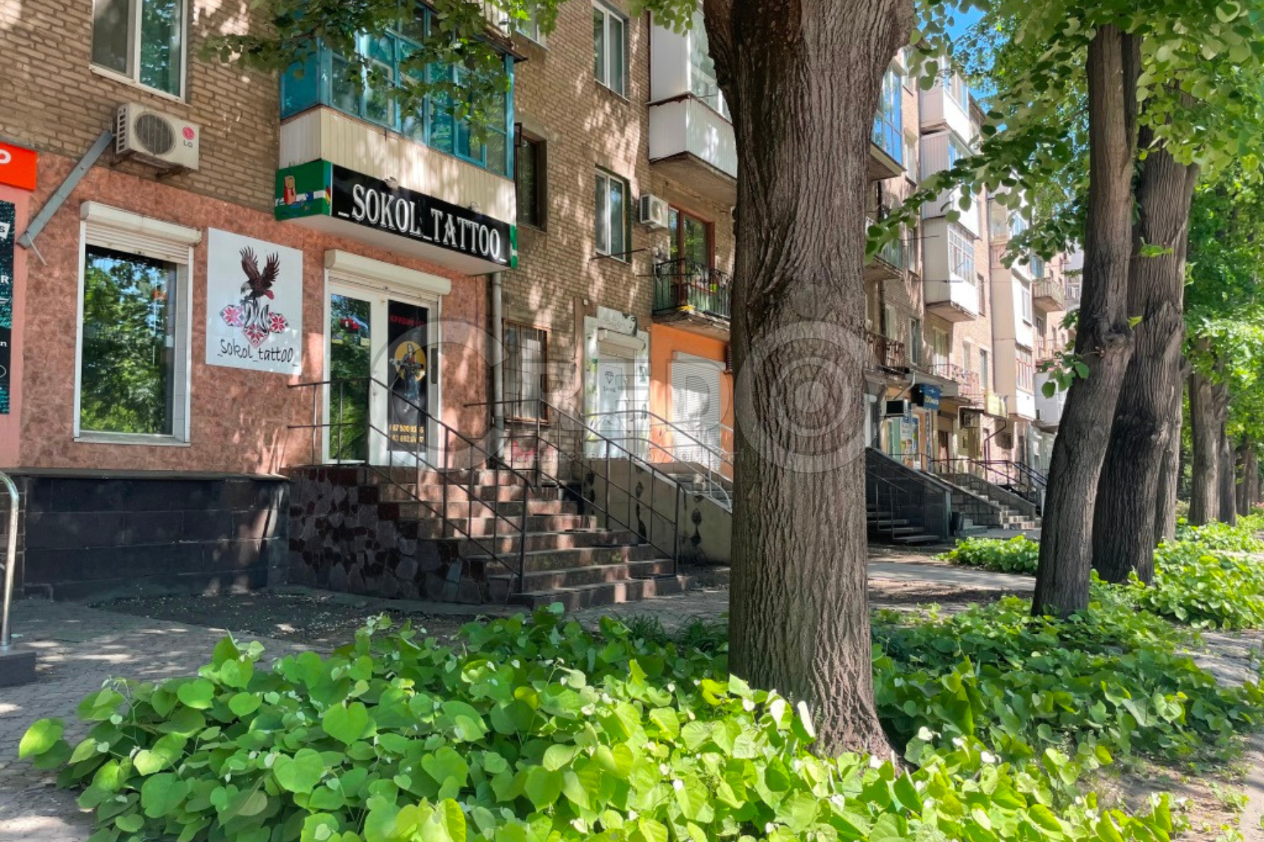 Продаж магазину 30.3 м², Соборності вул.