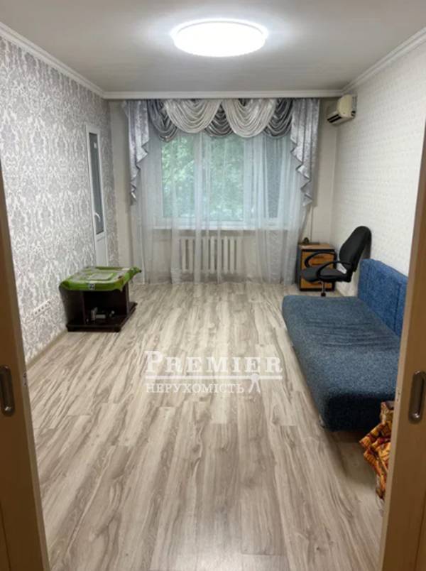 Продаж 3-кімнатної квартири 68 м², Академіка Заболотного вул.