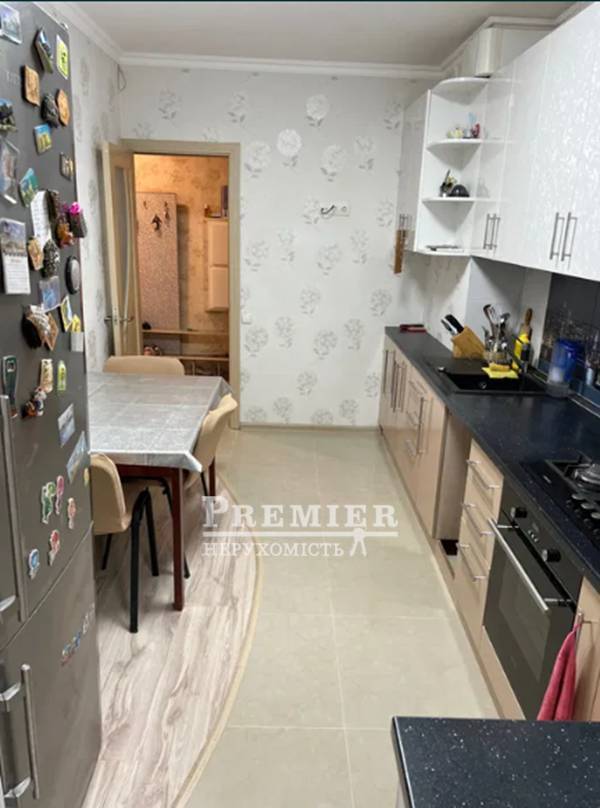 Продажа 3-комнатной квартиры 68 м², Академика Заболотного ул.