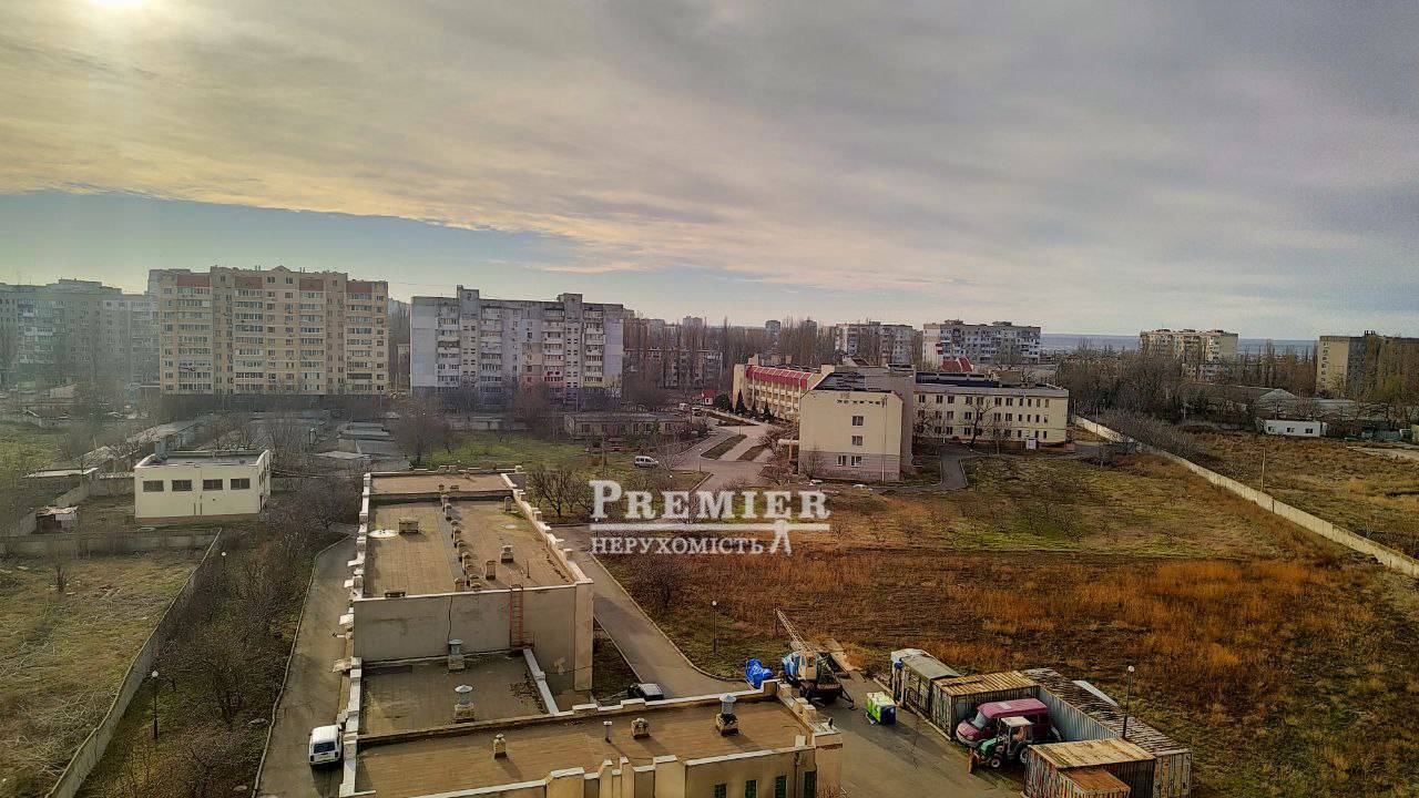 Продаж 2-кімнатної квартири 70 м², Паустовського вул.