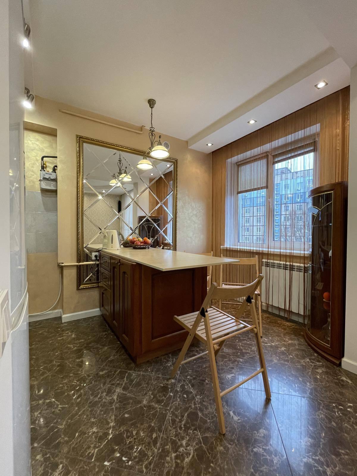 Оренда 2-кімнатної квартири 46 м², Вітрильний пров., 8