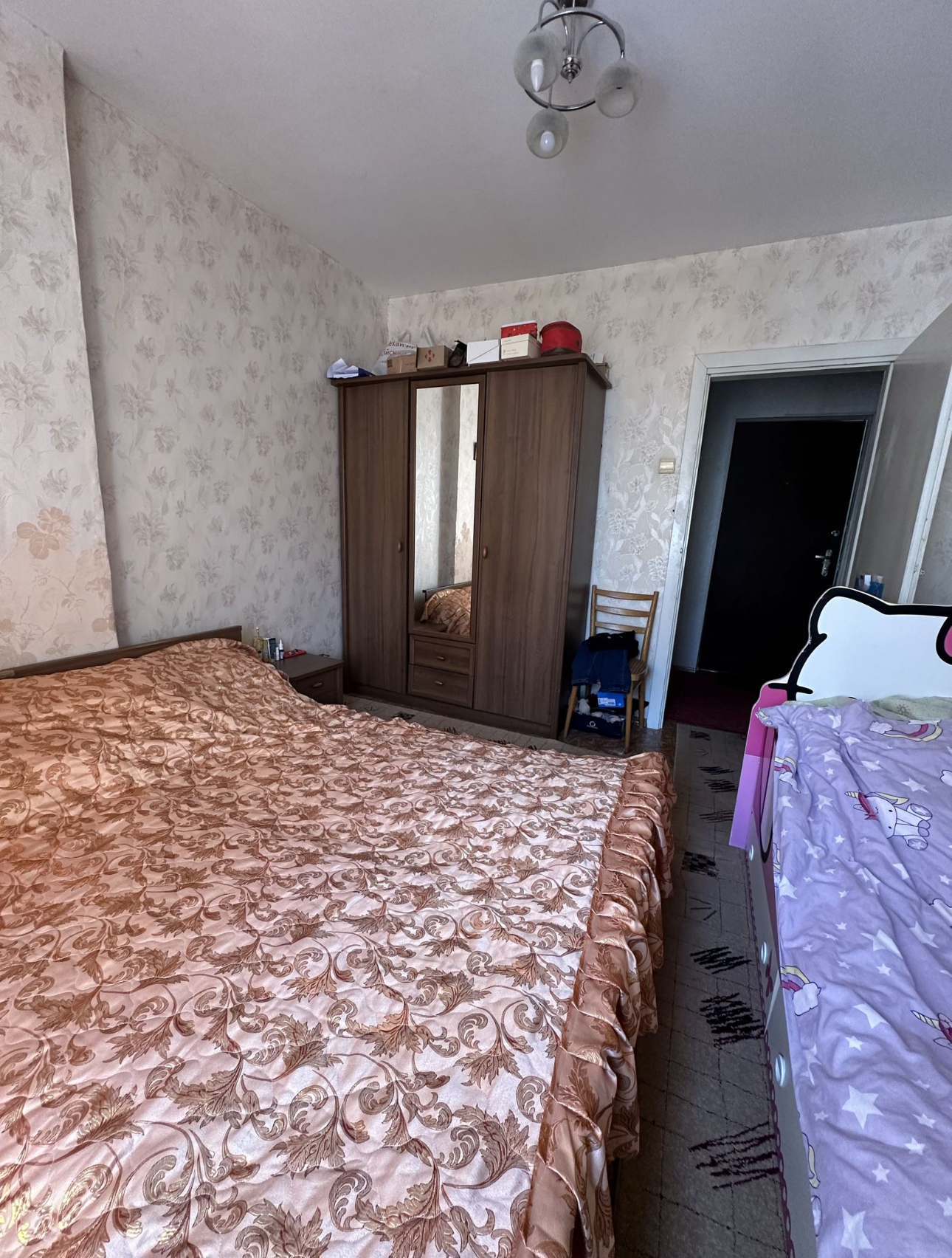 Продаж 2-кімнатної квартири 56 м², Володимира Момота вул.