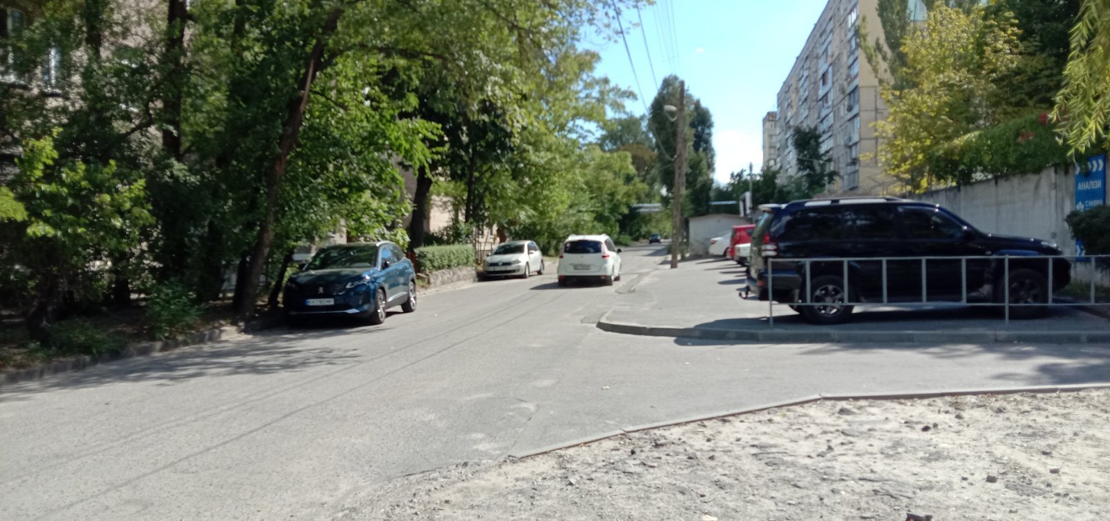 Продаж сервісу 1200 м², Соф'ї Ковалевської вул., 33А