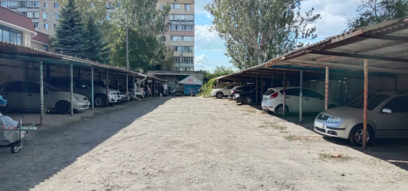 Продаж сервісу 1200 м², Соф'ї Ковалевської вул., 33А