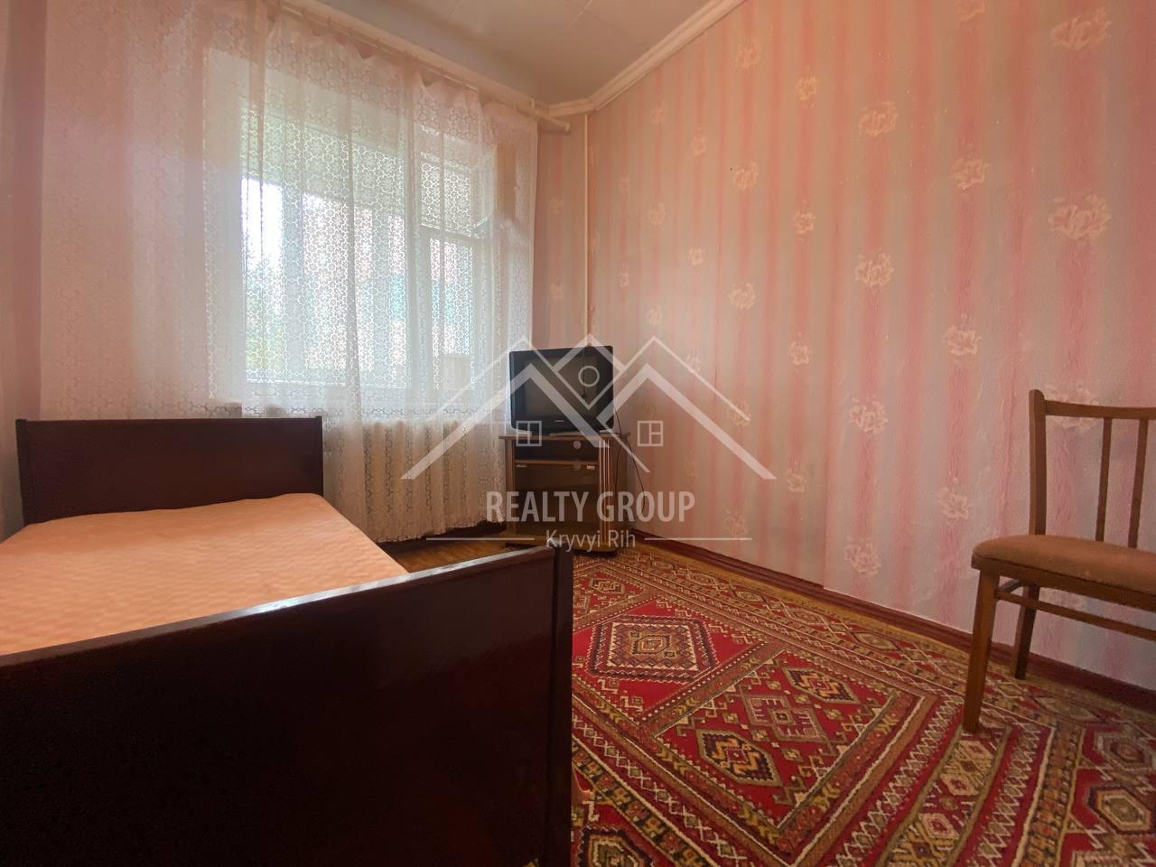 Продаж 3-кімнатної квартири 65 м², Сонячний вул.