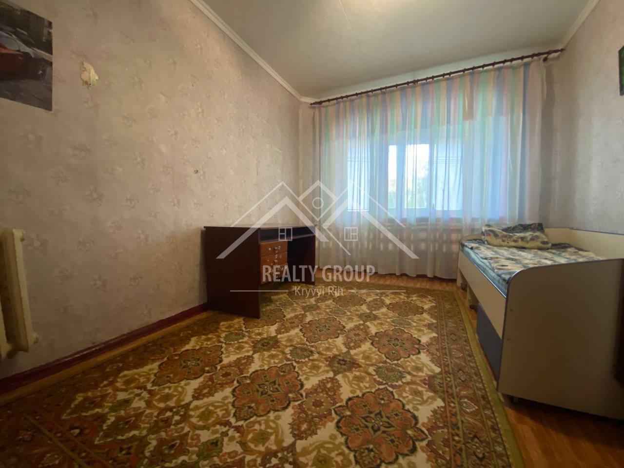 Продаж 3-кімнатної квартири 65 м², Сонячний вул.