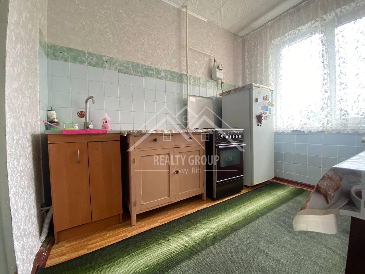 Продаж 3-кімнатної квартири 65 м², Сонячний вул.