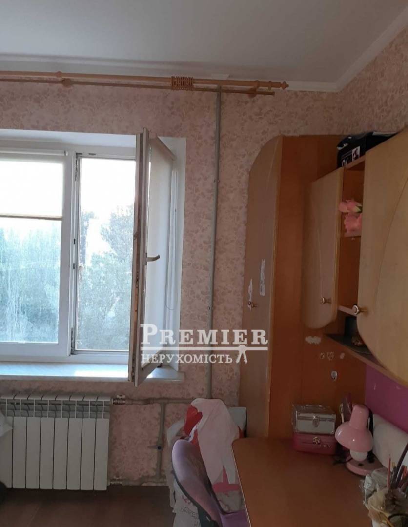 Продаж 3-кімнатної квартири 65 м², Академіка Заболотного вул.