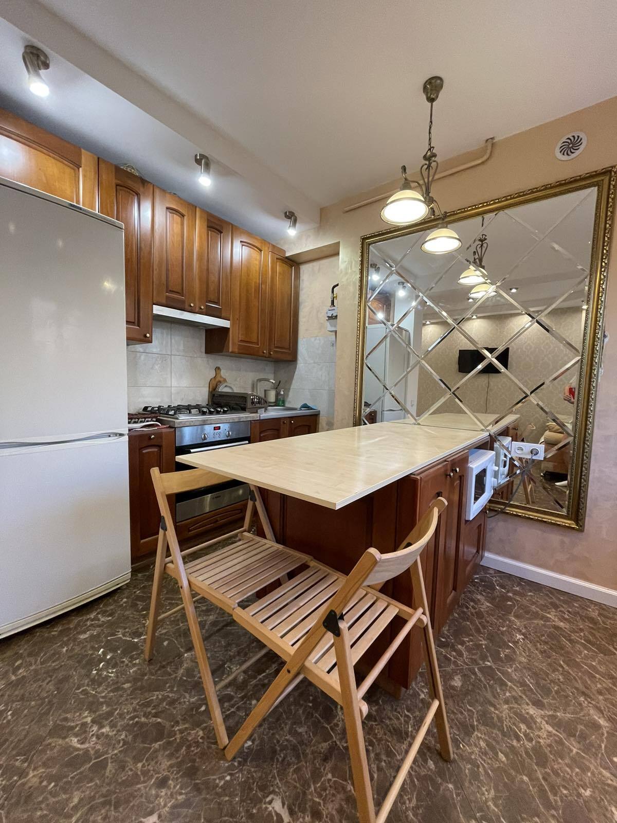 Оренда 2-кімнатної квартири 45 м², Вітрильний пров., 8