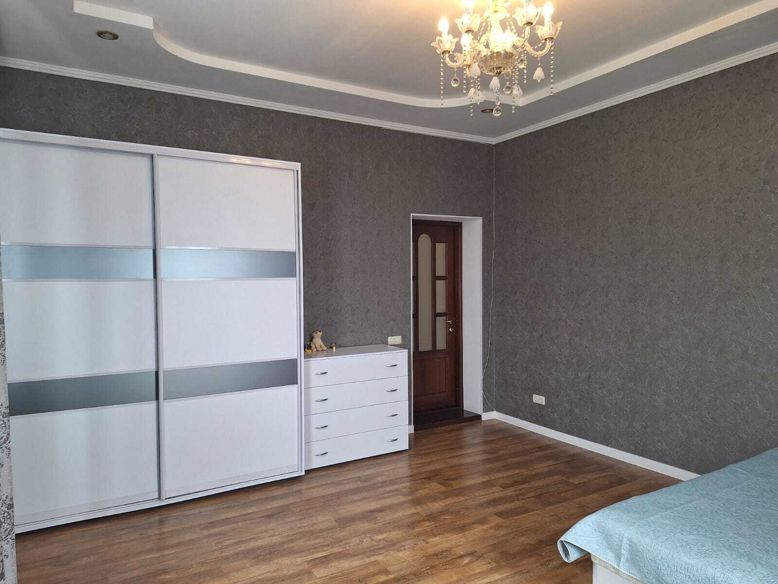 Продаж будинку 395 м², Зернова вул.