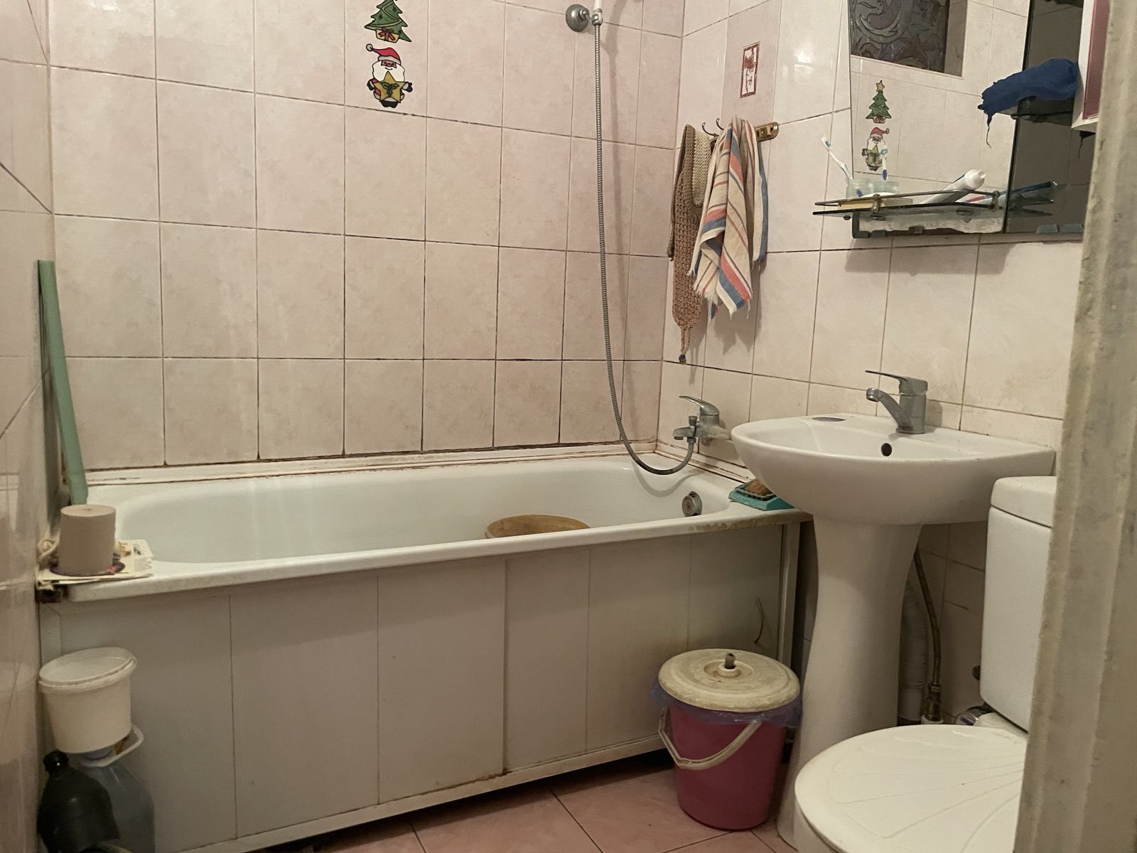 Продаж 2-кімнатної квартири 45 м², Армійська вул., 8/4