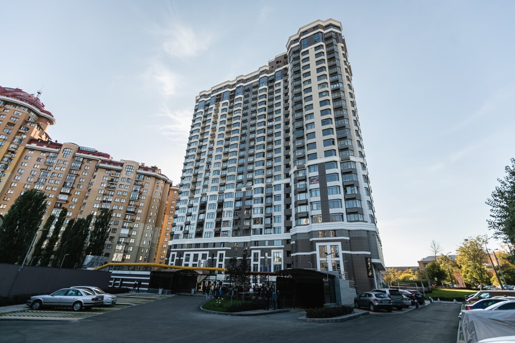 Продаж 2-кімнатної квартири 65 м², Євгена Коновальця вул., 34а