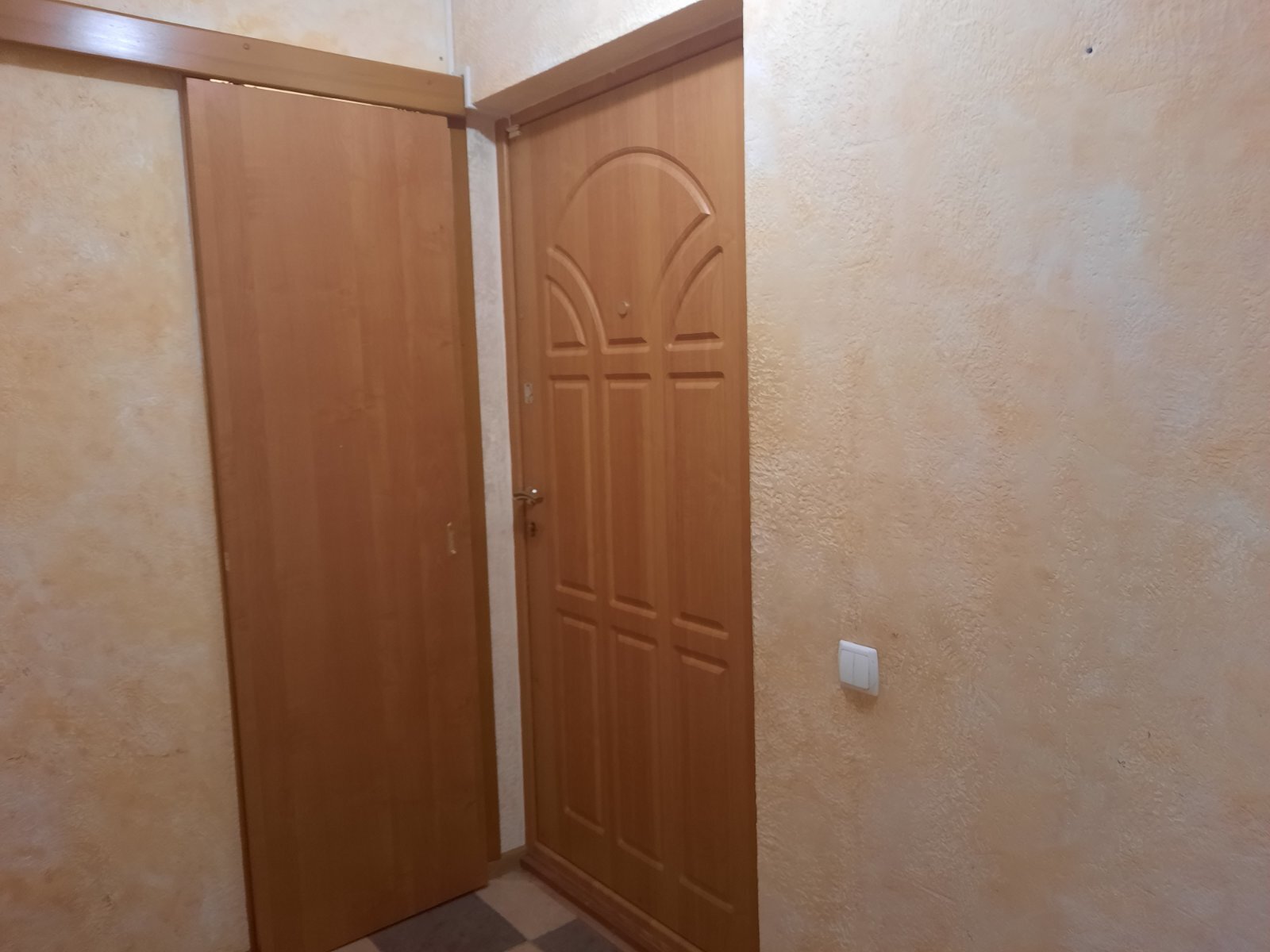 Продаж 1-кімнатної квартири 36 м², Золочівська вул., 30