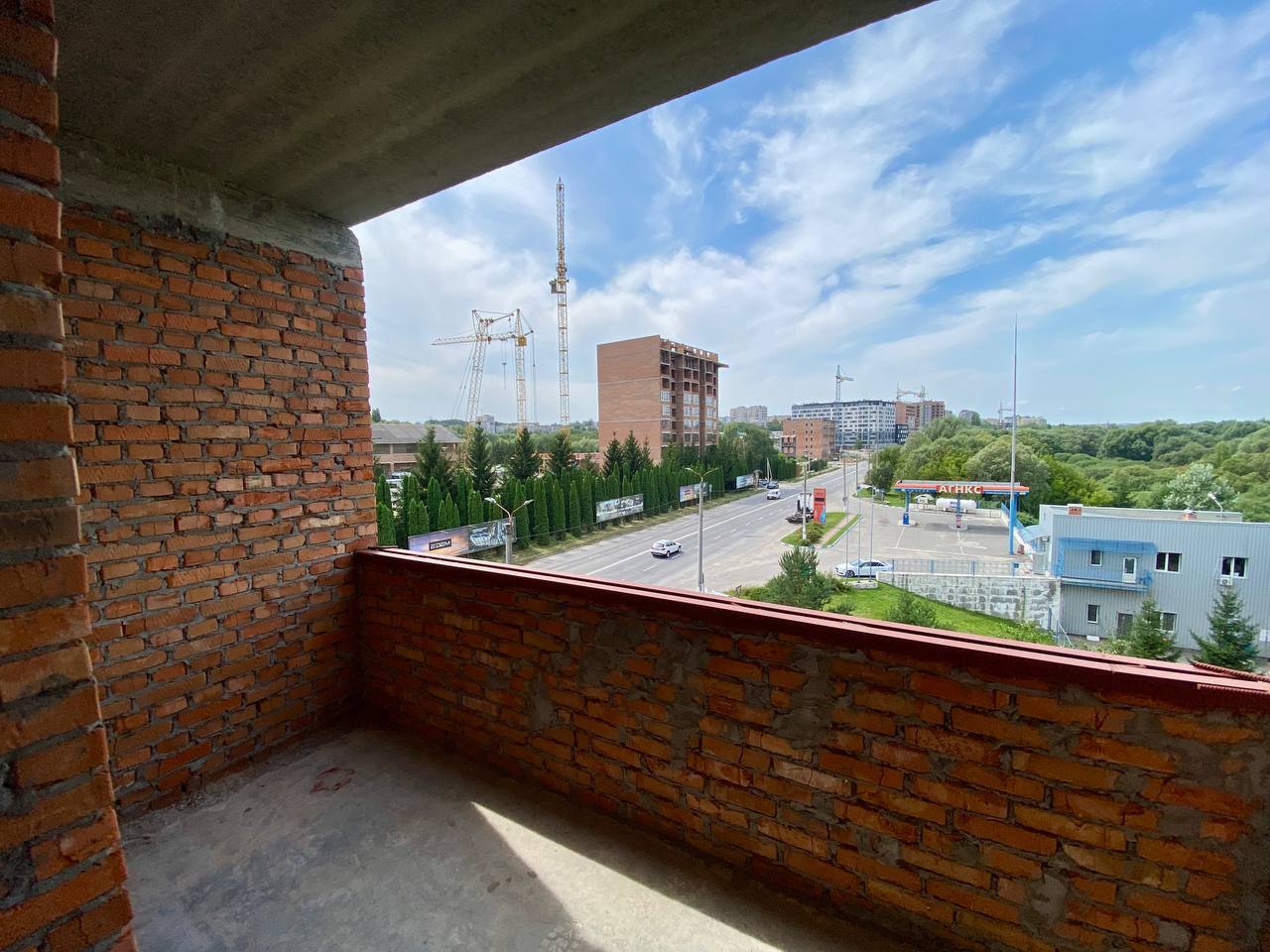 Продажа 2-комнатной квартиры 53.4 м², Озерная ул.