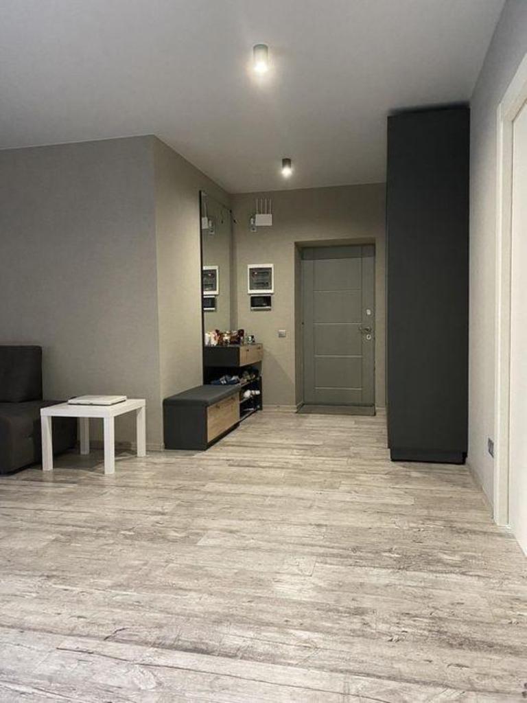 Продаж 2-кімнатної квартири 87 м², Набережна Перемоги вул., 44