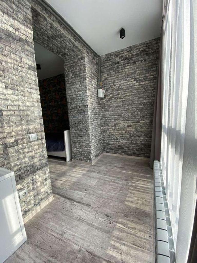 Продаж 2-кімнатної квартири 87 м², Набережна Перемоги вул., 44