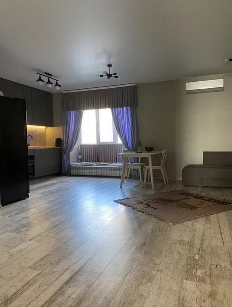 Продаж 2-кімнатної квартири 87 м², Набережна Перемоги вул., 44