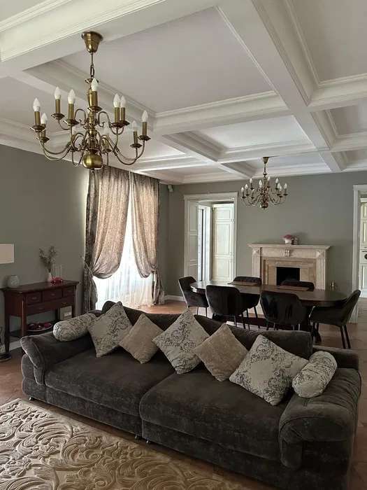 Аренда дома 350 м², Линия 8-го Марта 4-я ул.