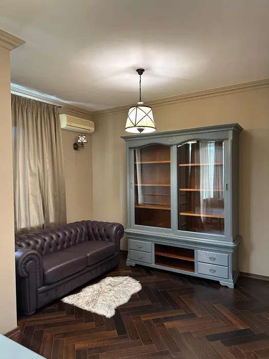 Аренда дома 350 м², Линия 8-го Марта 4-я ул.